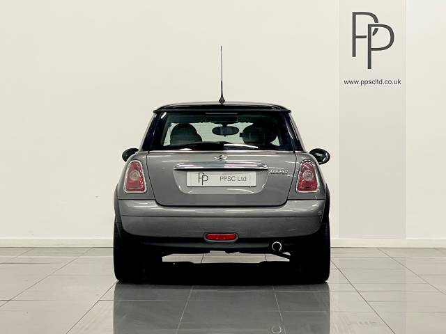 2010 Mini Hatchback 1.6 Cooper D Graphite 3dr