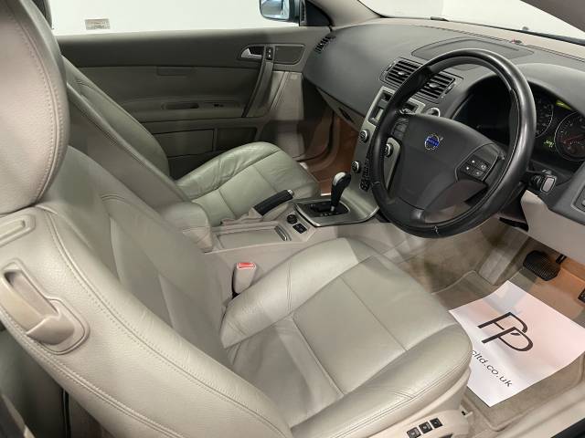 2006 Volvo C70 2.4i SE Lux 2dr Geartronic